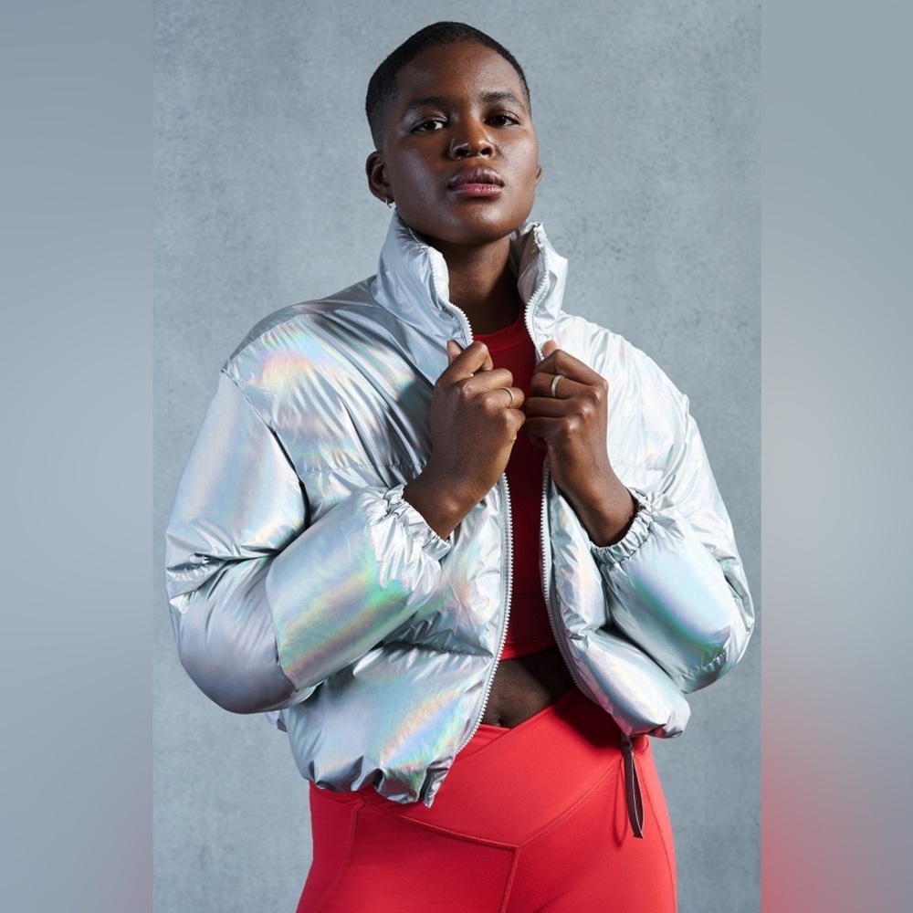 NWOT Fabletics Wander Holographic Cropped Puffer
